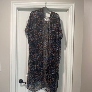 Sole Society Black Floral Kimono